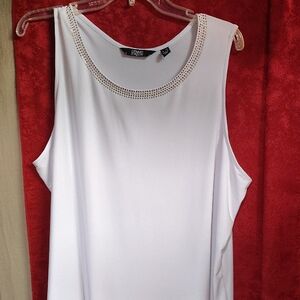 Dennis Basso White Sleeveless Blouse with Embellished Neckline